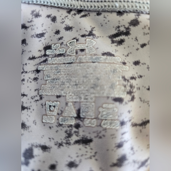 Under Armour Light Gray Black Fitted Printed Sports Bra Small Marbled Sz  Large - Picture 4 of 4